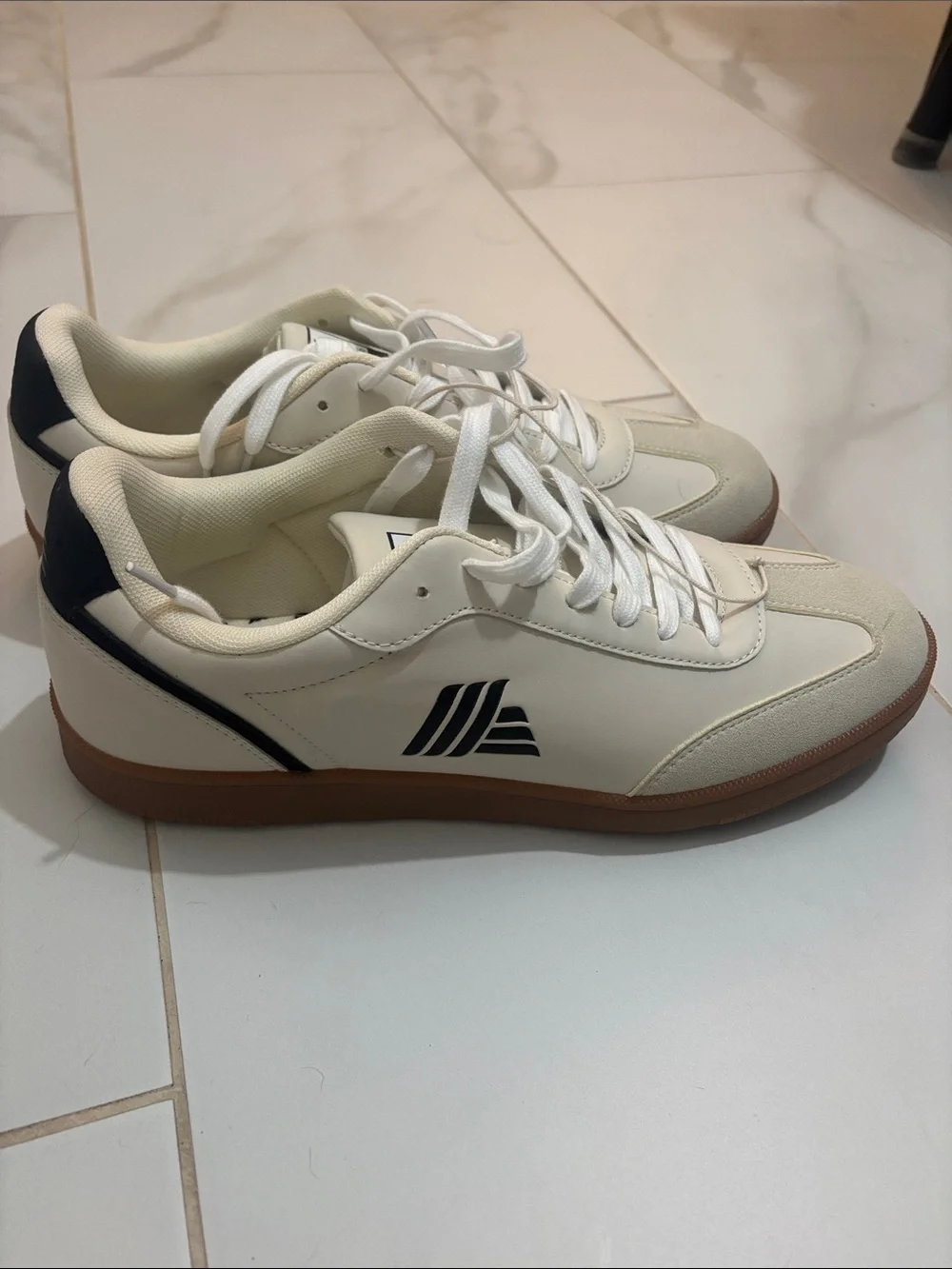 Aldi men’s cream/black casual sneakers- 50th anniversary